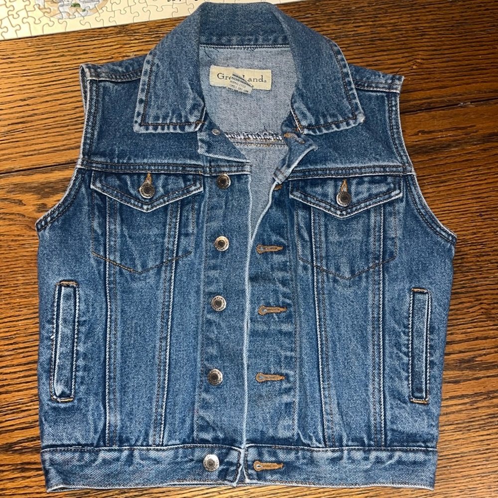 Great Land vest